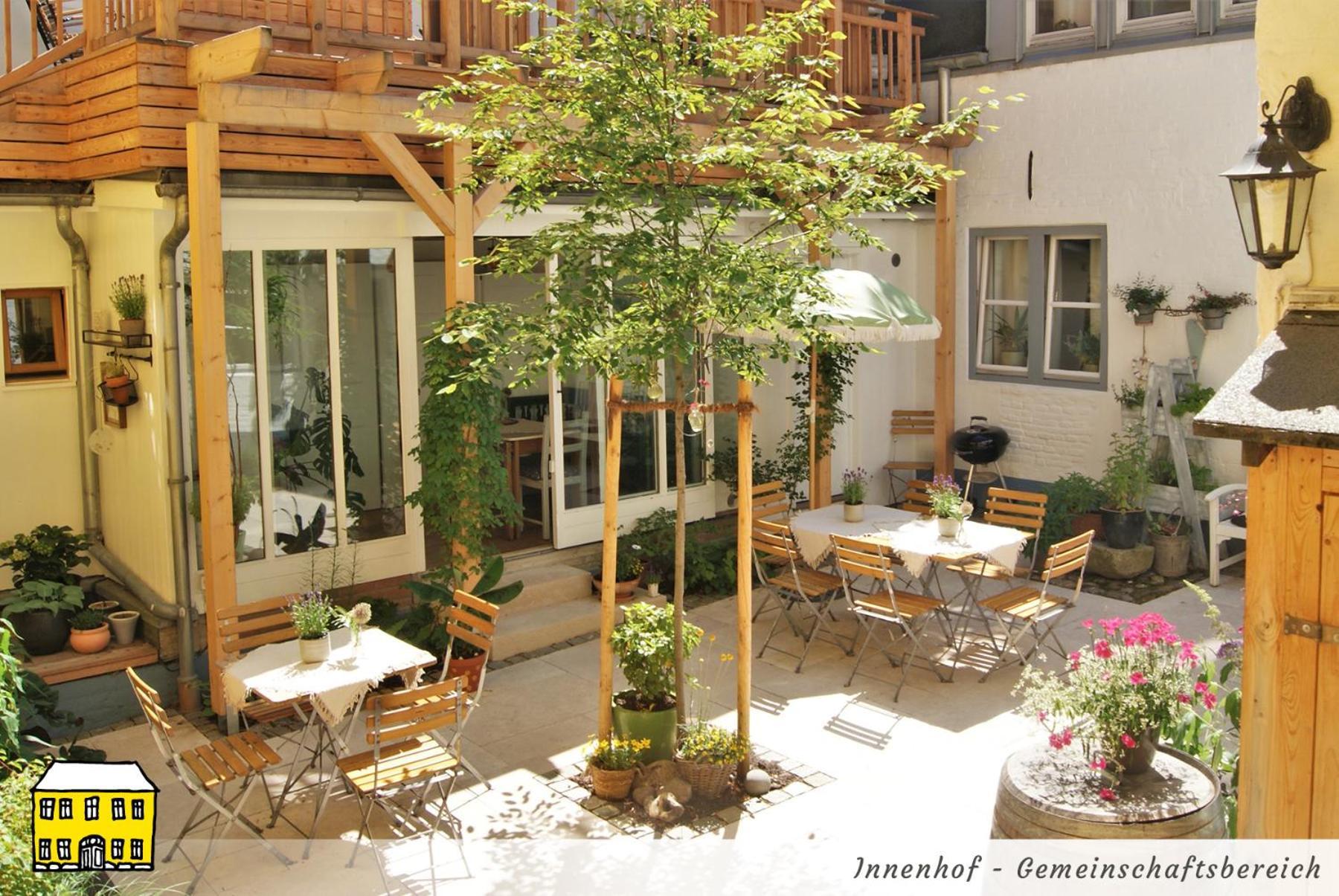 Das Gelbe Haus - Drei Besondere Ferienwohnungen Flensburg Szoba fotó